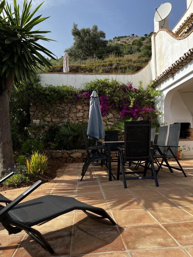 Terraced House In The Mountains With Fantastic View Málaga Exterior foto