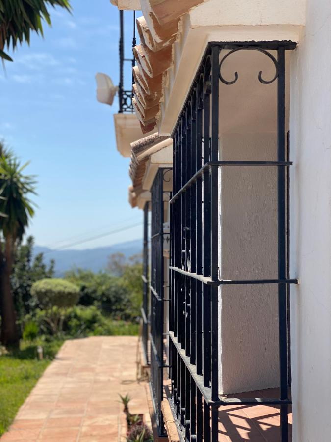 Terraced House In The Mountains With Fantastic View Málaga Exterior foto